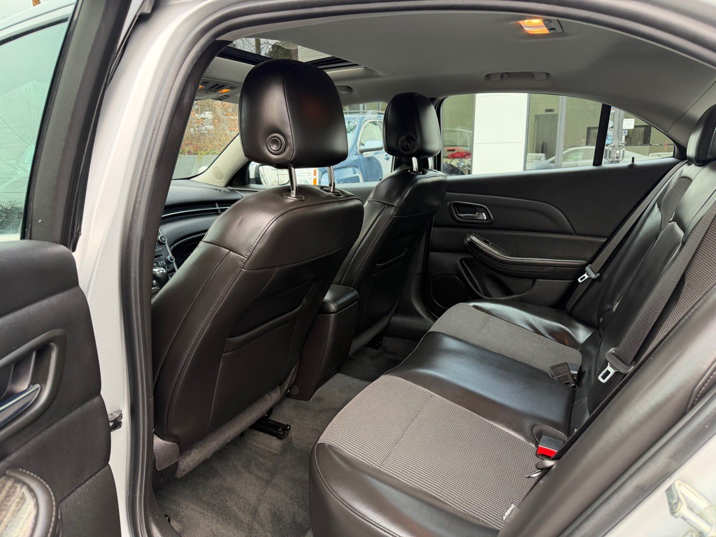 2014 Chevrolet Malibu Image 9