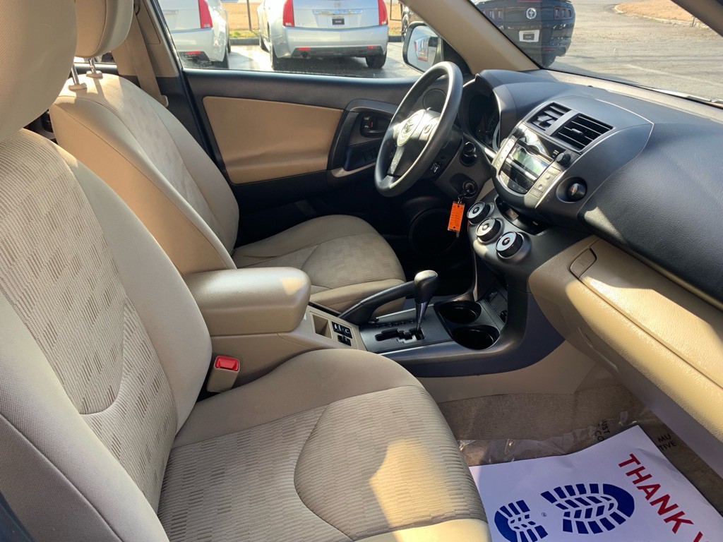 2011 Toyota Rav4 Image 11