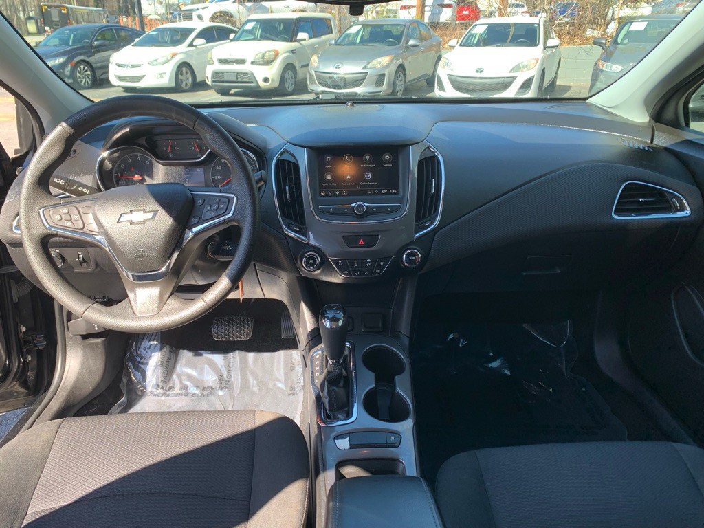 2019 Chevrolet Cruze Image 8
