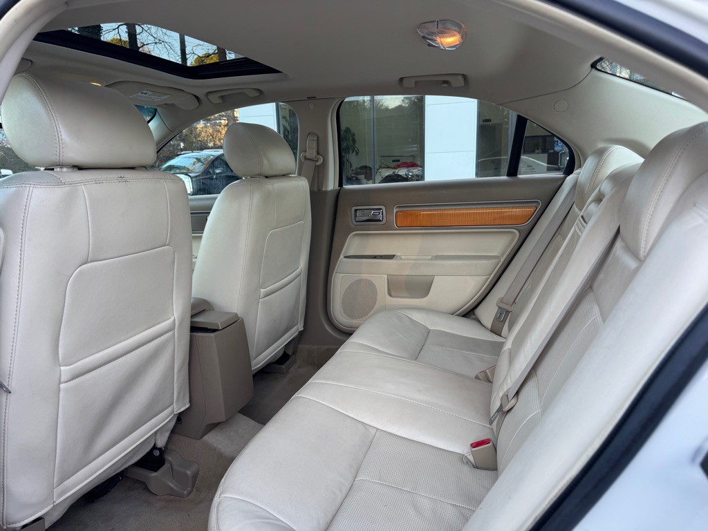 2008 Lincoln MKZ Image 10