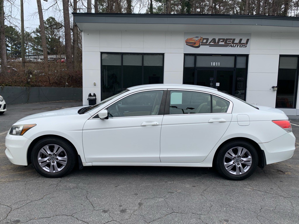 2012 Honda Accord Image 2