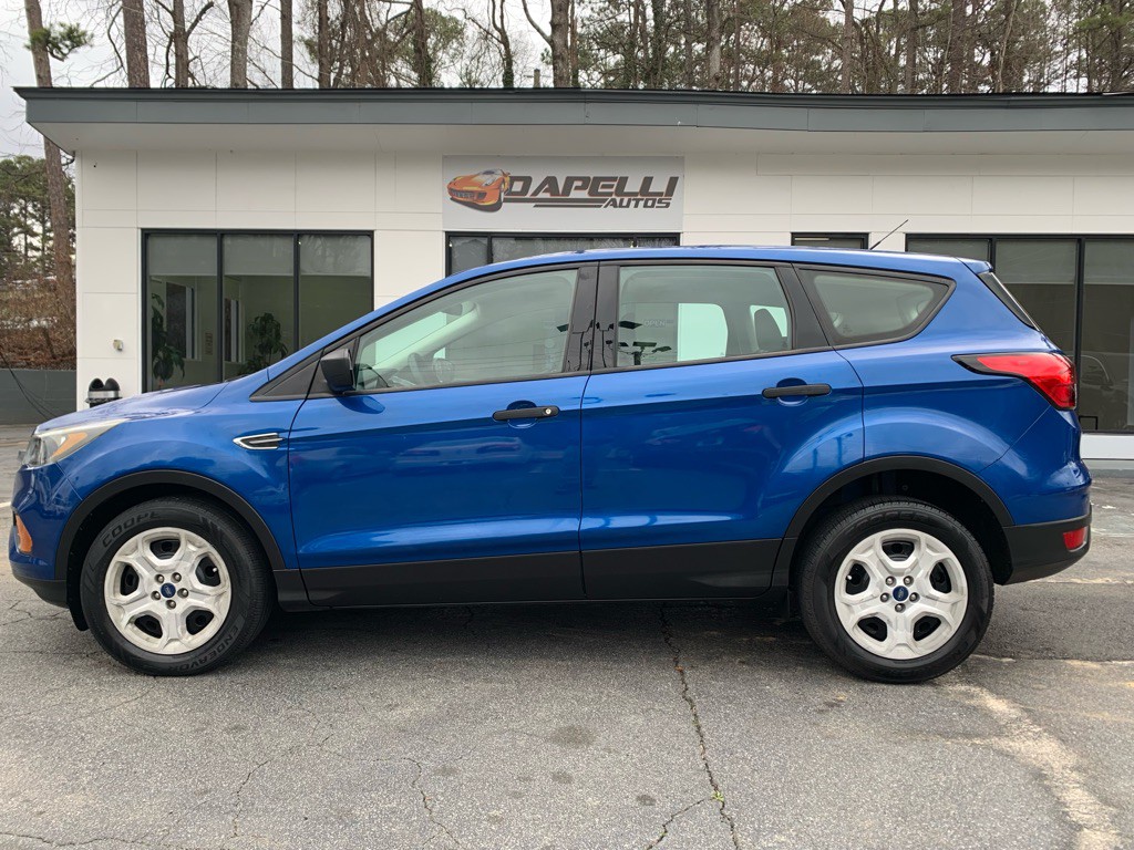 2019 Ford Escape Image 2