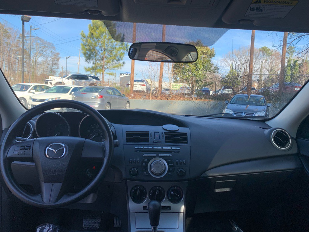 2011 Mazda Mazda3 Image 8