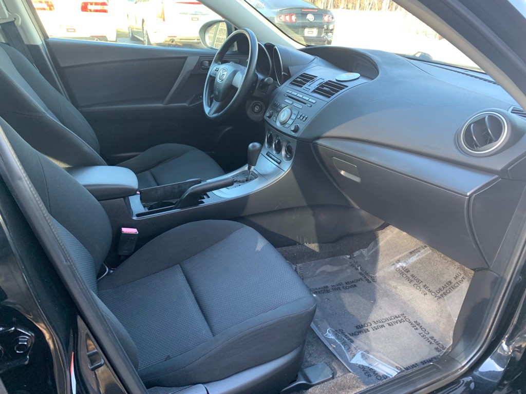 2011 Mazda Mazda3 Image 9