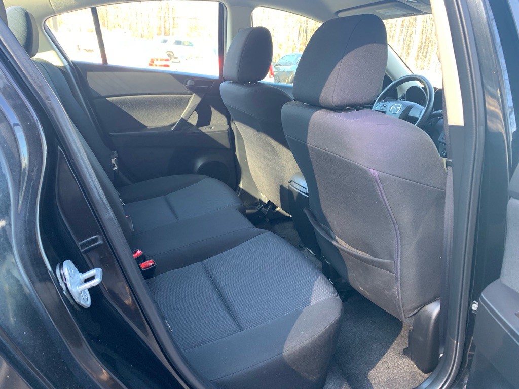 2011 Mazda Mazda3 Image 11