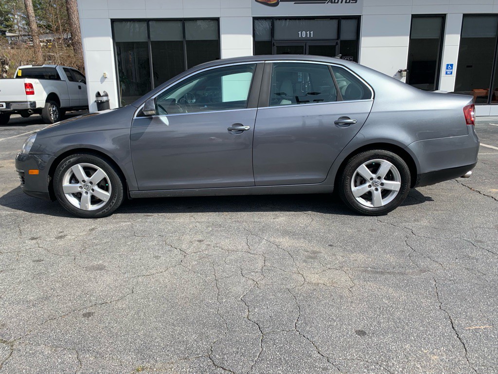 2008 Volkswagen Jetta Image 2