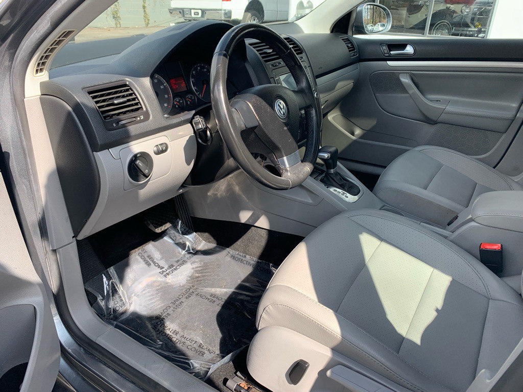 2008 Volkswagen Jetta Image 8