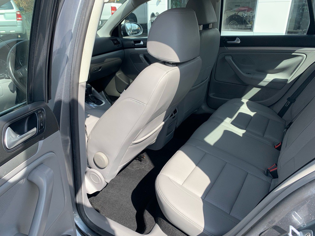 2008 Volkswagen Jetta Image 10