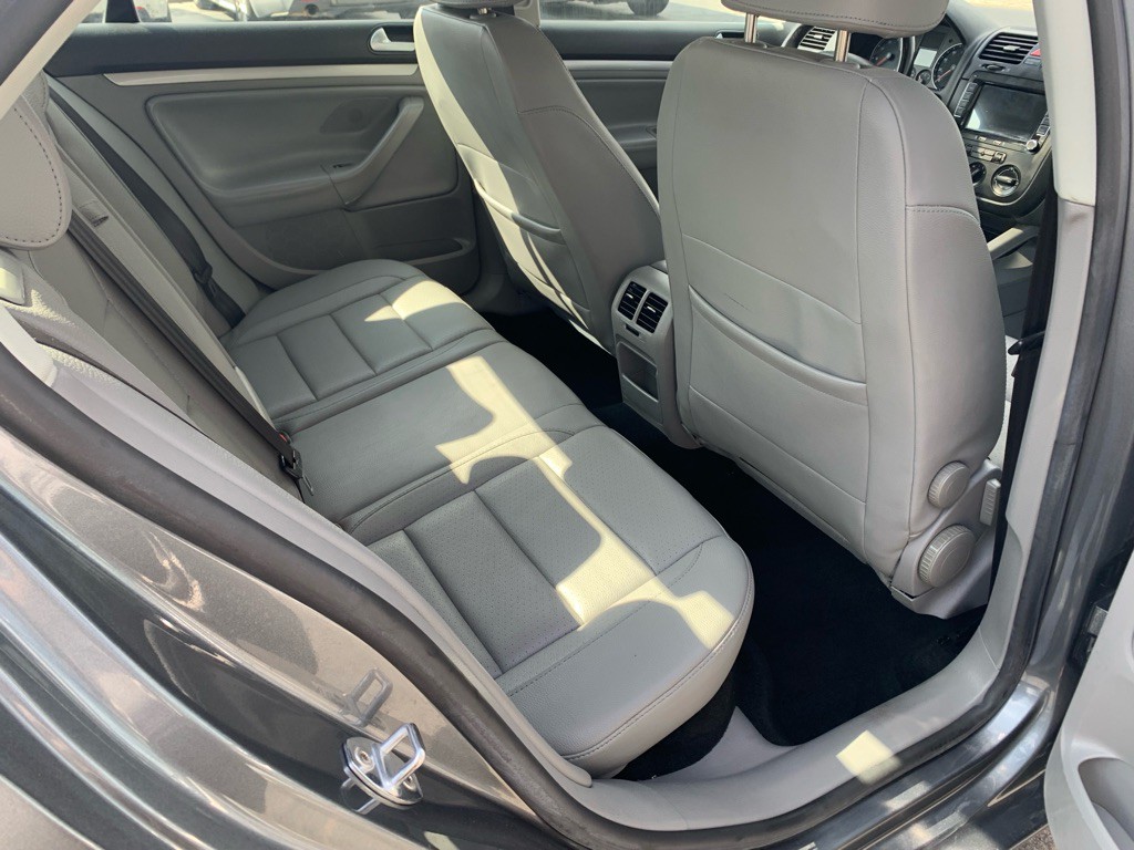 2008 Volkswagen Jetta Image 11