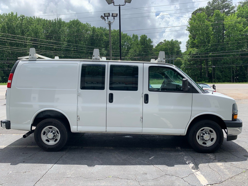 2020 Chevrolet Express Image 5
