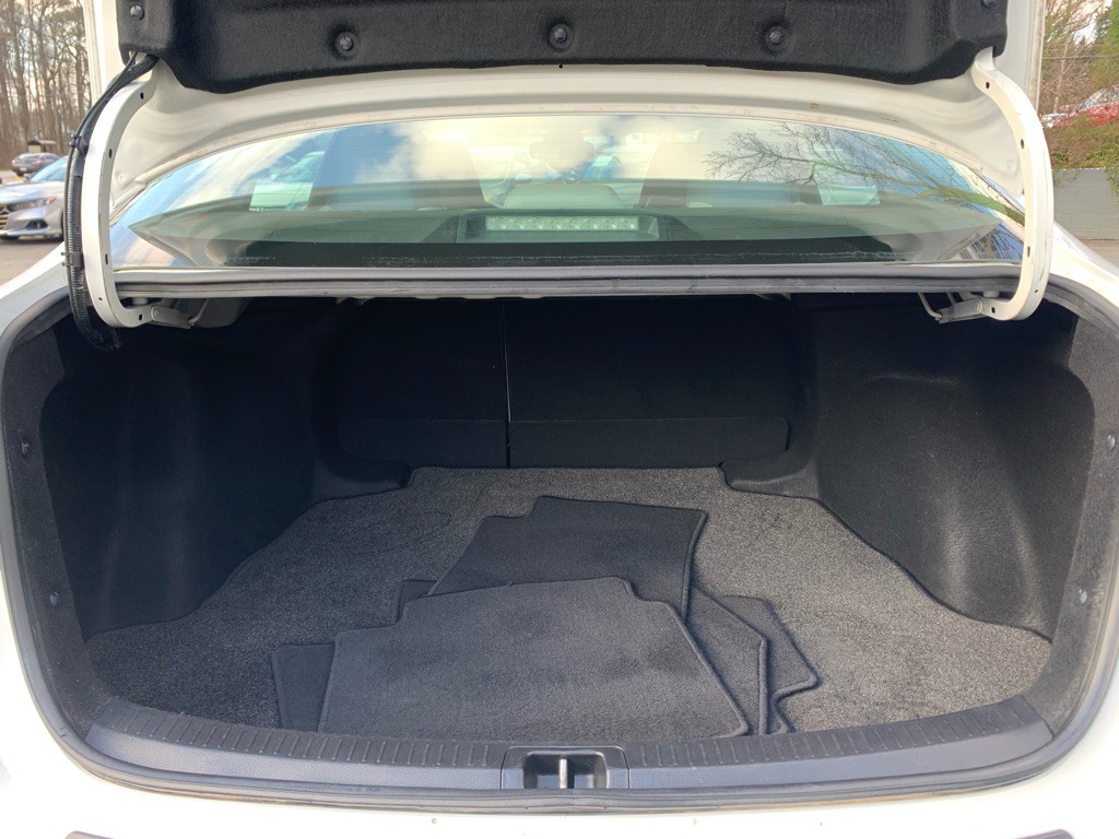 2020 Toyota Corolla Image 12