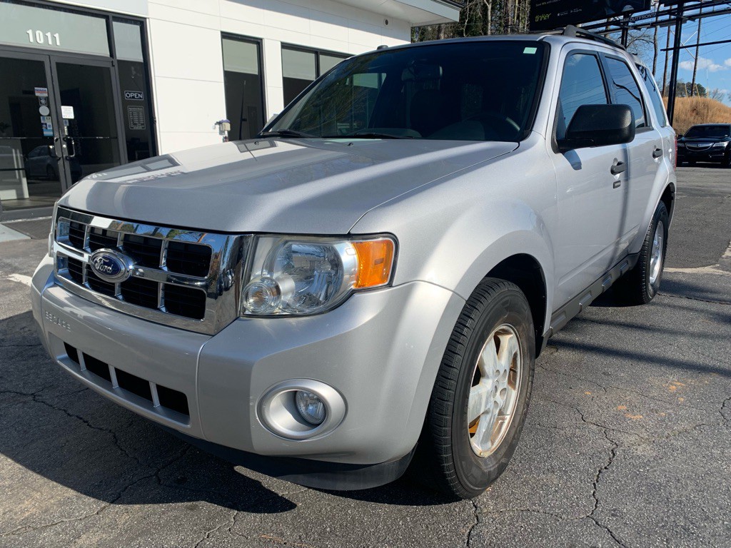 2011 Ford Escape Image 1