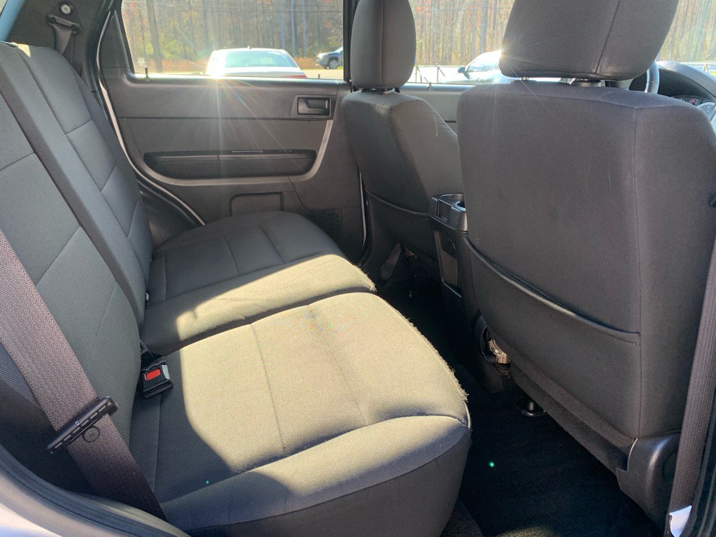 2011 Ford Escape Image 10