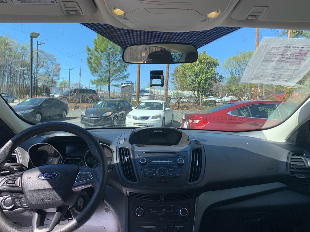 2017 Ford Escape Image 9