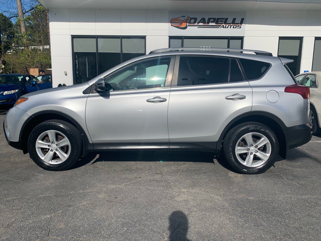 2013 Toyota Rav4 Image 2