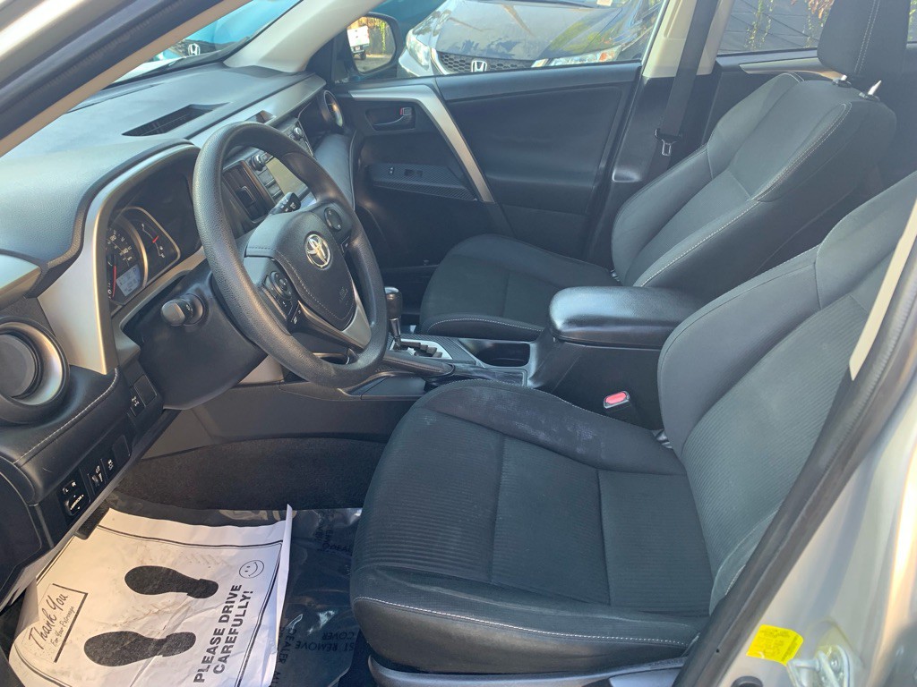 2013 Toyota Rav4 Image 8