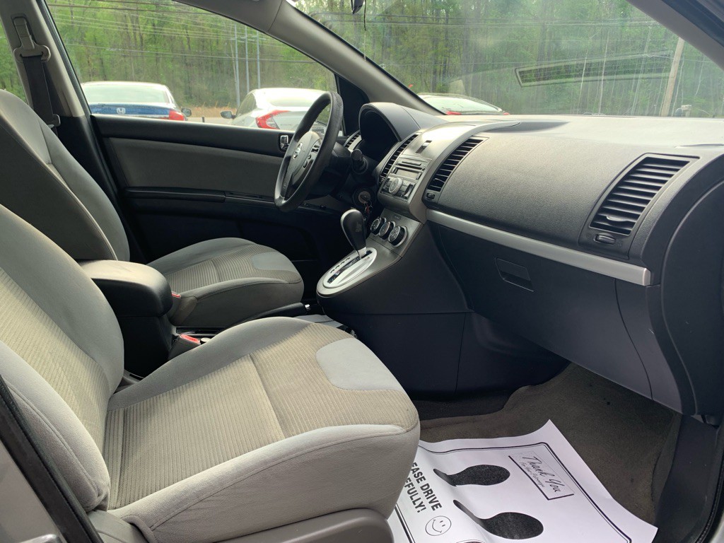 2012 Nissan Sentra Image 8