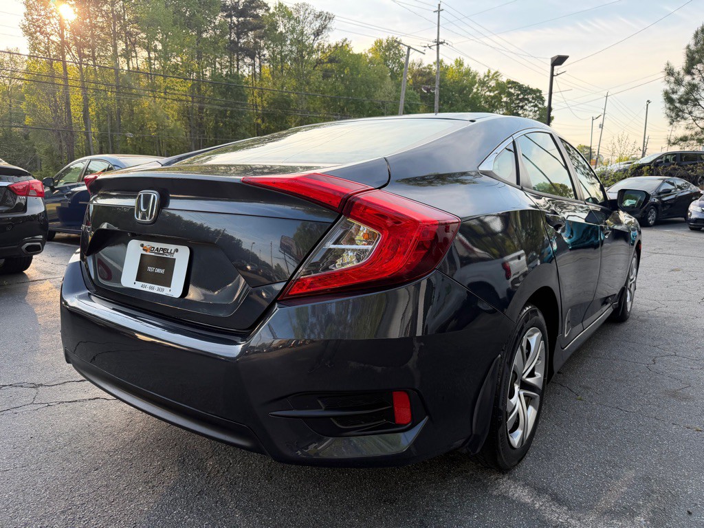 2017 Honda Civic Image 6