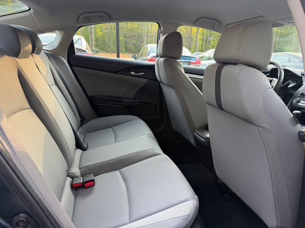 2017 Honda Civic Image 11