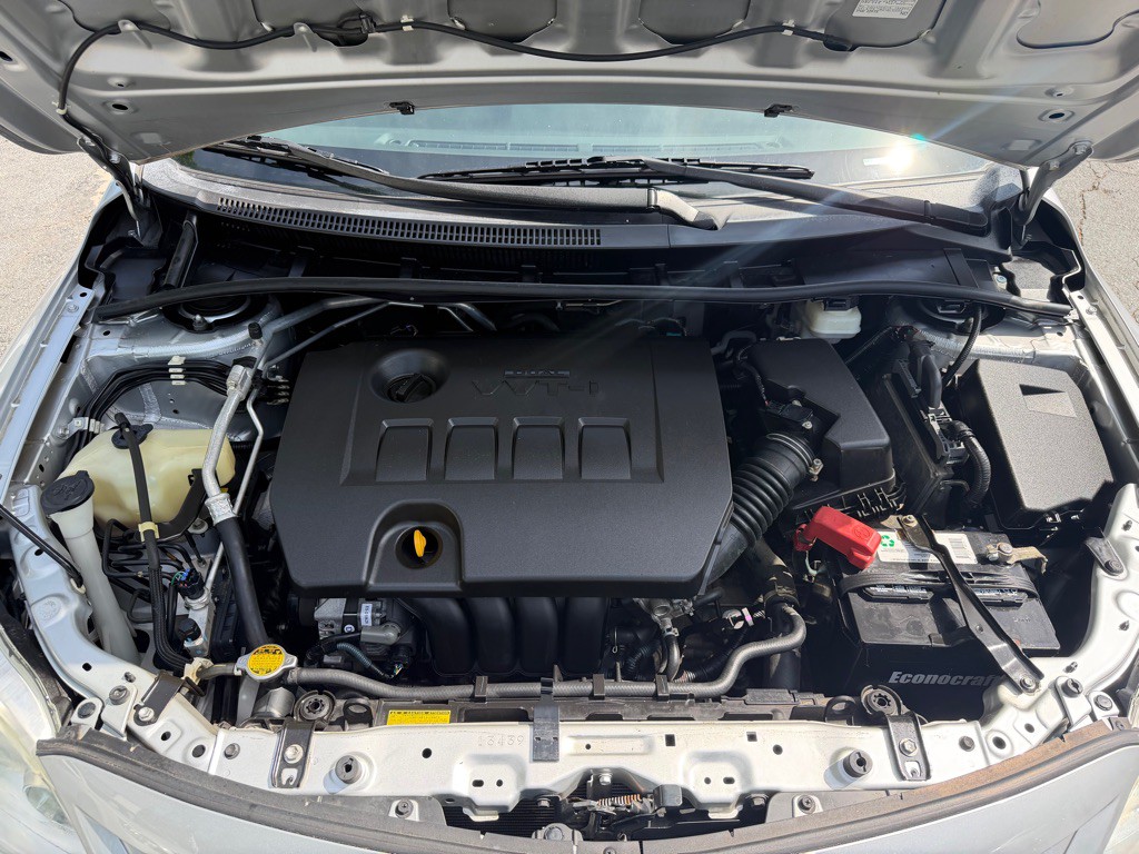 2013 Toyota Corolla Image 12