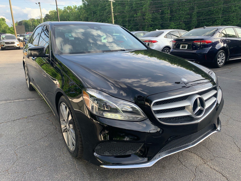 2016 Mercedes-Benz E-Class Image 4