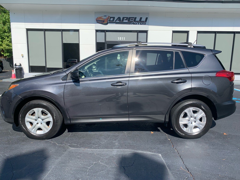 2015 Toyota Rav4 Image 2