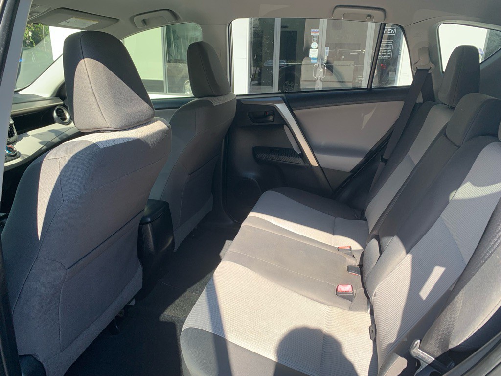 2015 Toyota Rav4 Image 10