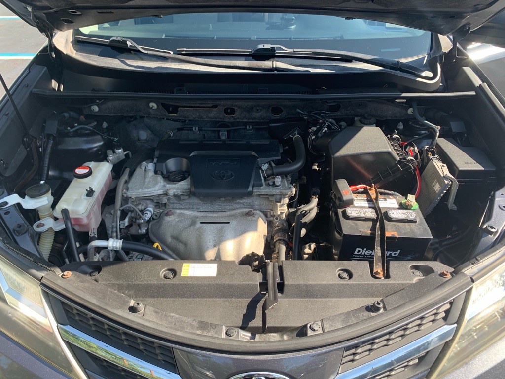 2015 Toyota Rav4 Image 12