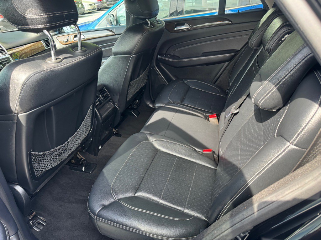 2015 Mercedes-Benz M-Class Image 10