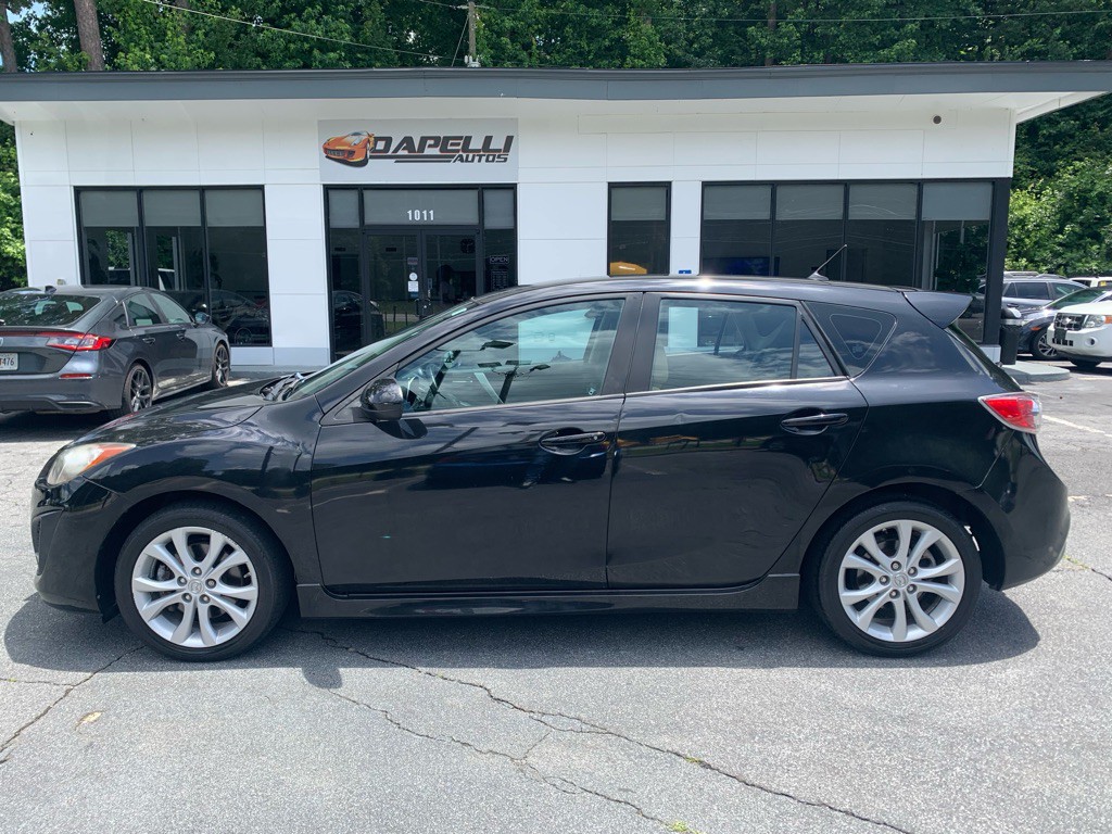 2010 Mazda Mazda3 Image 2