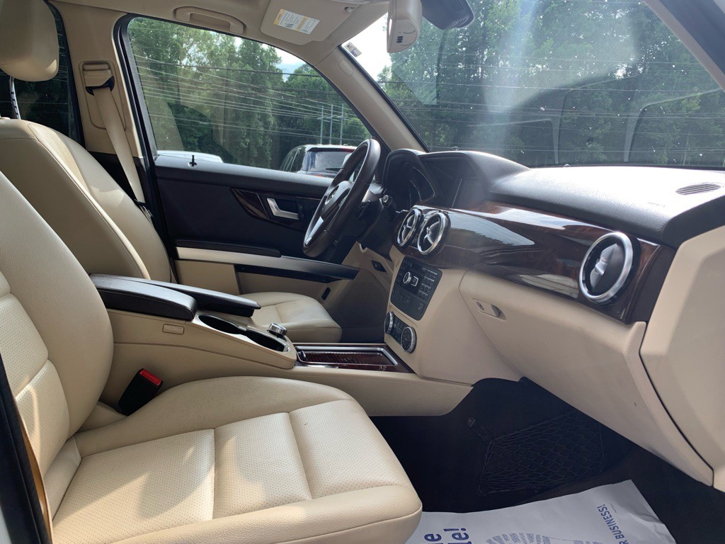 2015 Mercedes-Benz GLK-Class Image 8