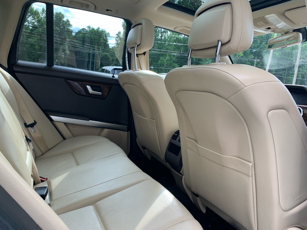 2015 Mercedes-Benz GLK-Class Image 11