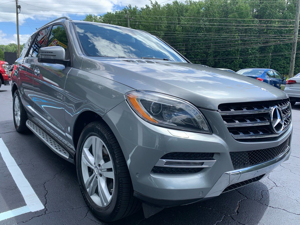 2013 Mercedes-Benz M-Class Image 1