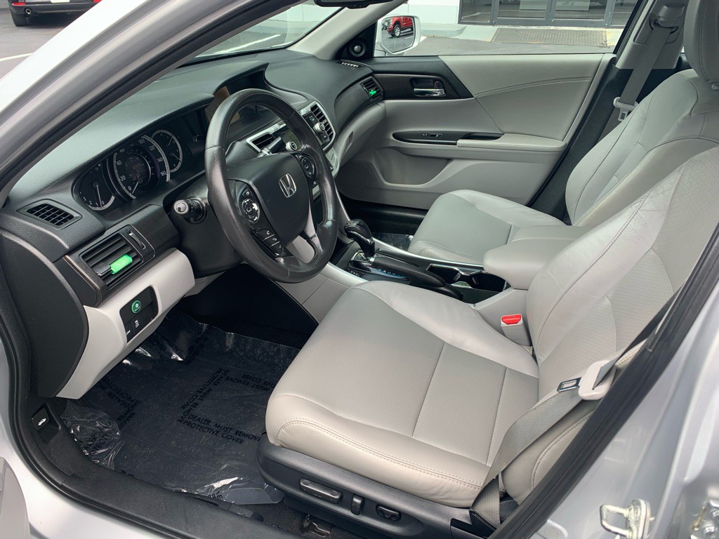 2013 Honda Accord Image 7