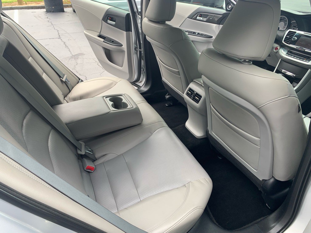 2013 Honda Accord Image 10