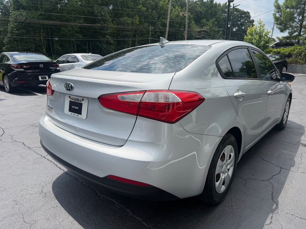 2016 Kia Forte Image 6