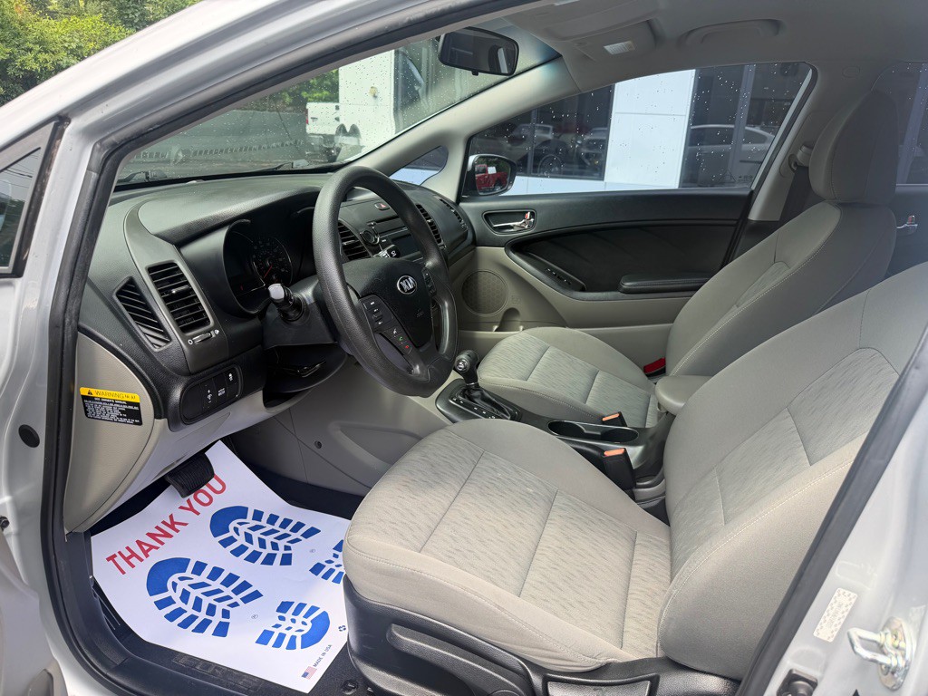 2016 Kia Forte Image 7