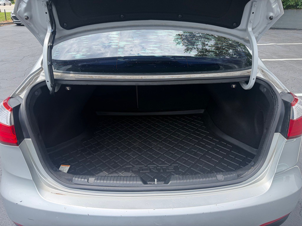 2016 Kia Forte Image 13