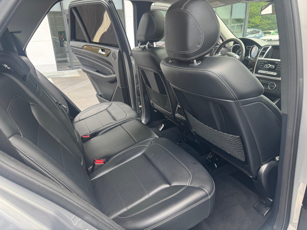 2015 Mercedes-Benz M-Class Image 10