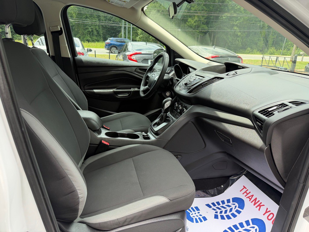 2015 Ford Escape Image 9
