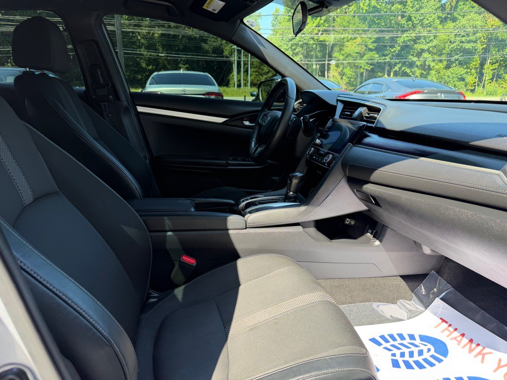 2019 Honda Civic Image 9