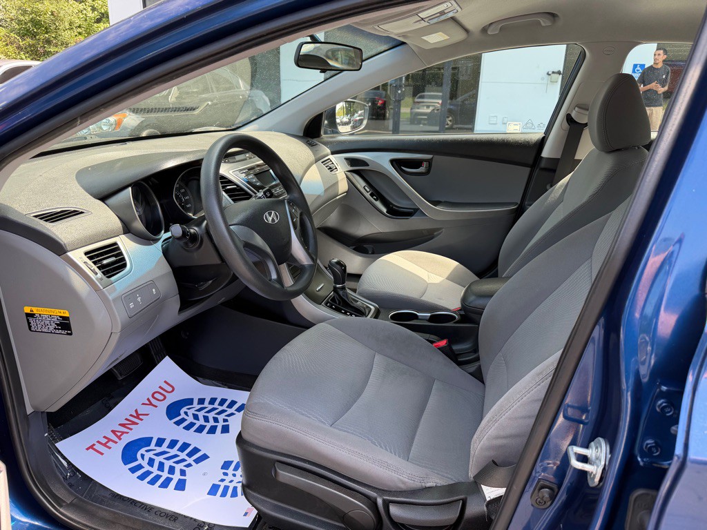 2015 Hyundai Elantra Image 7