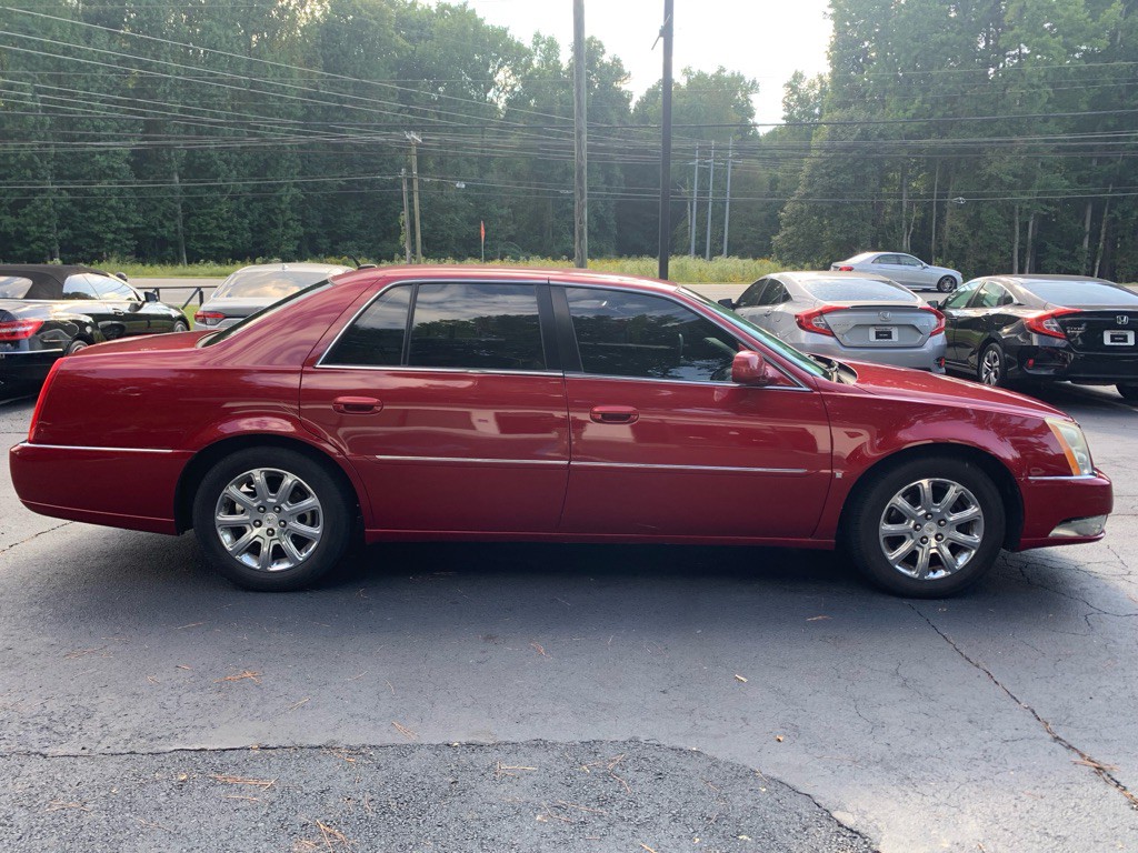 2008 Cadillac DTS Image 5