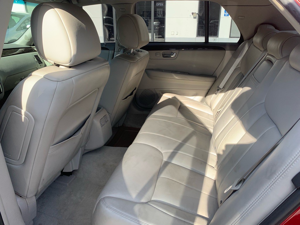 2008 Cadillac DTS Image 10