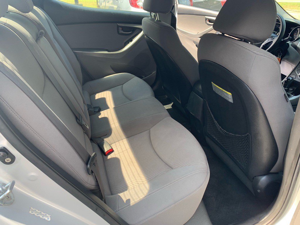 2014 Hyundai Elantra Image 11