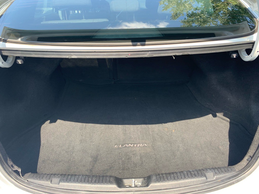 2014 Hyundai Elantra Image 12