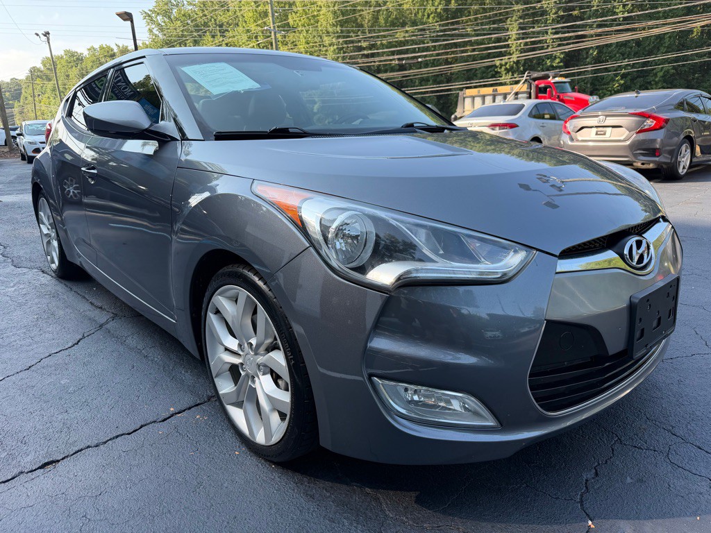 2013 Hyundai Veloster Image 4