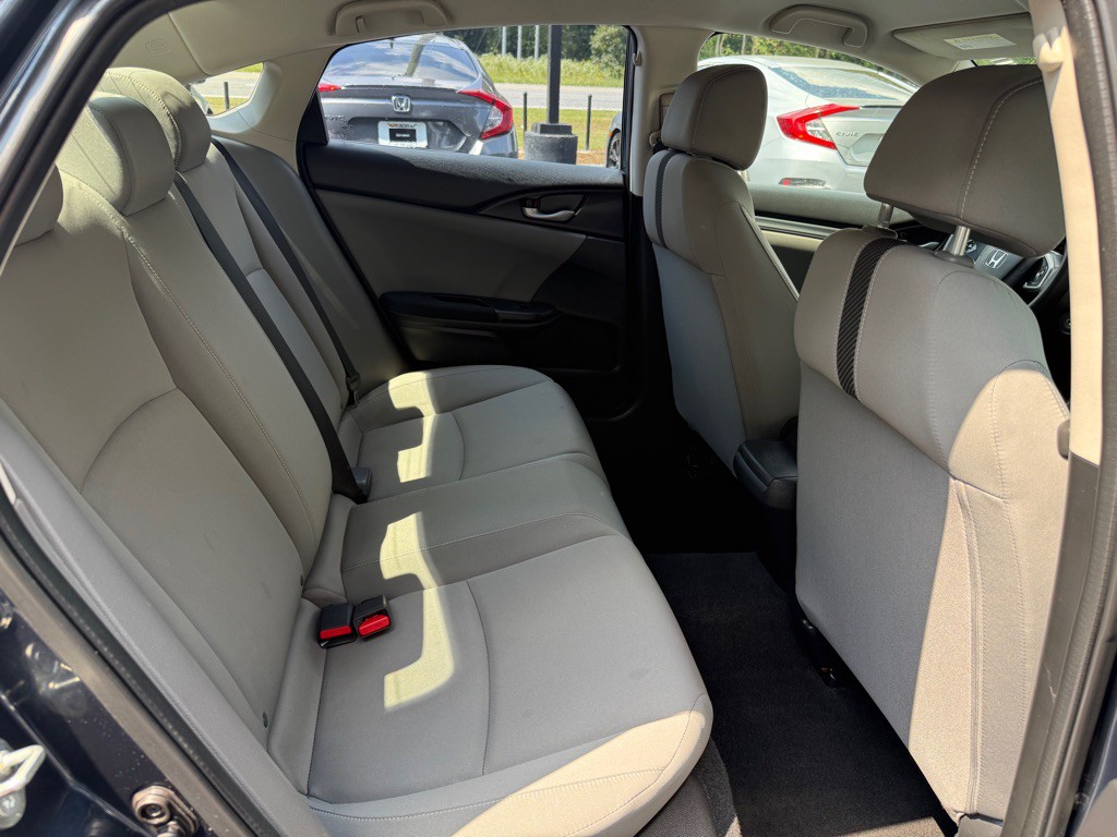 2018 Honda Civic Image 11
