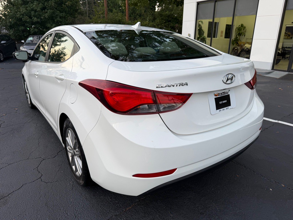 2014 Hyundai Elantra Image 3