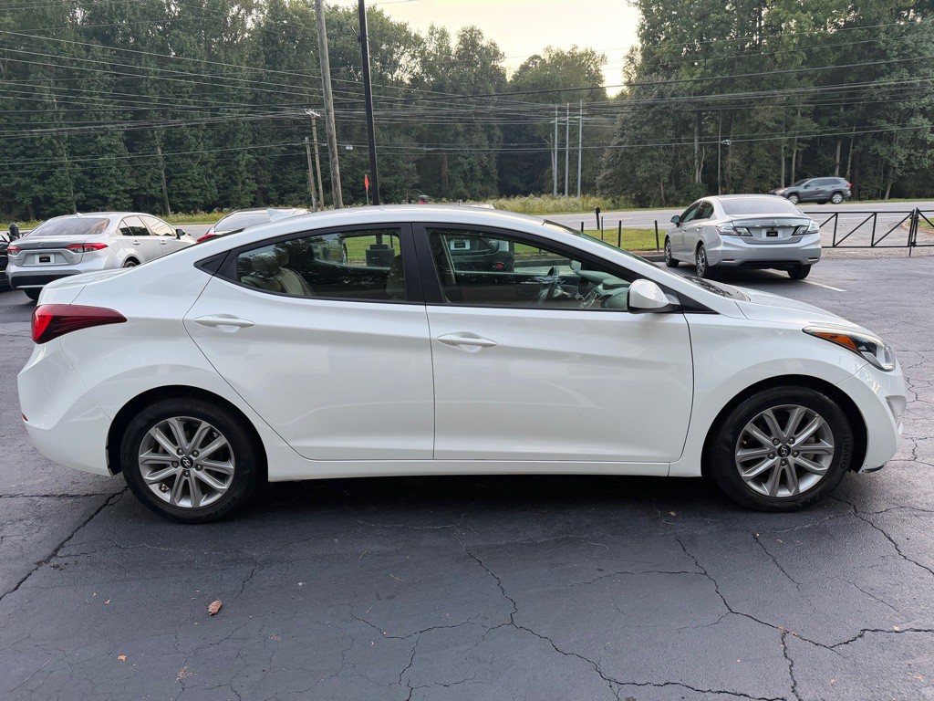 2014 Hyundai Elantra Image 5